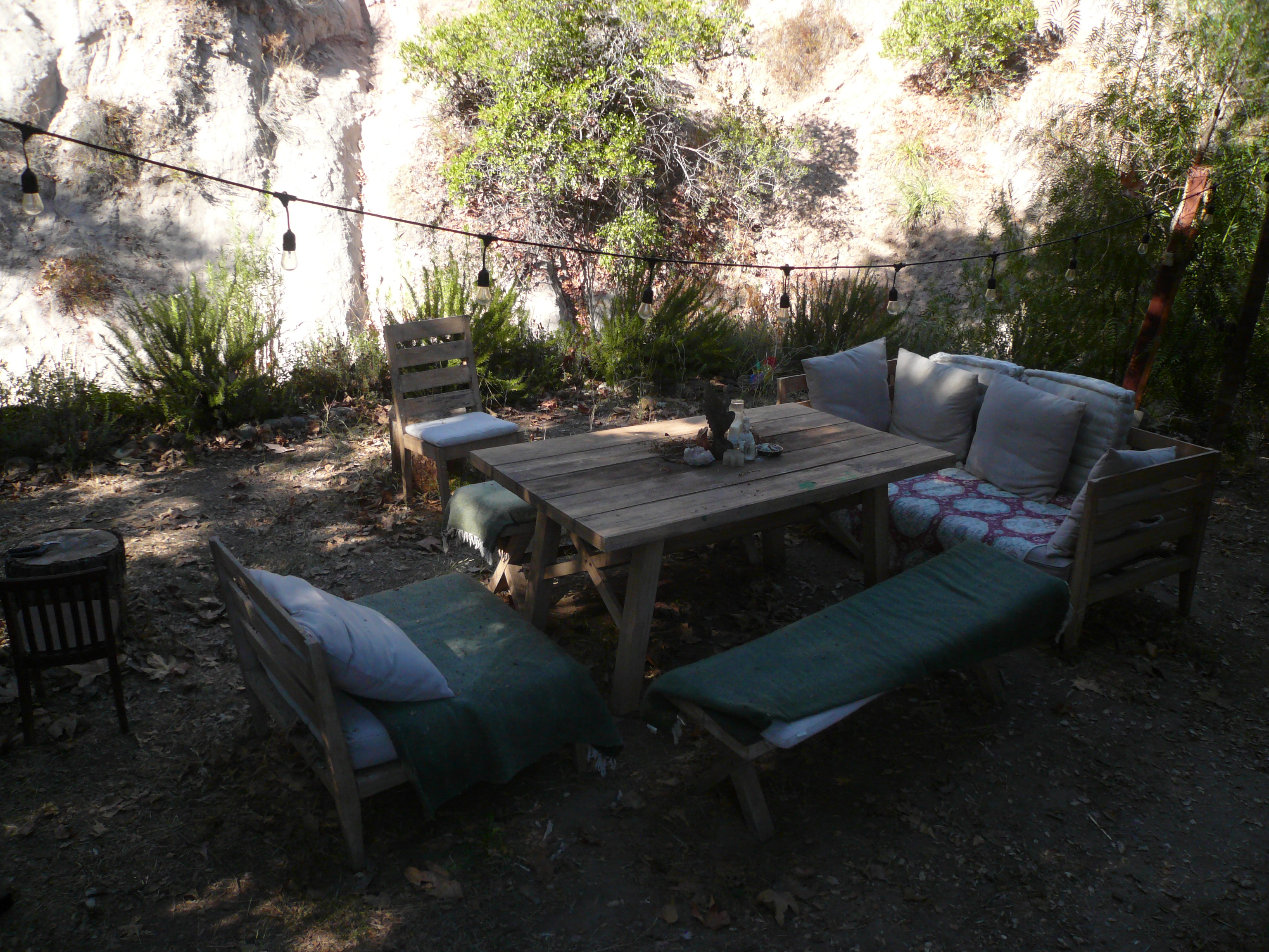 yr-Back Yard - Picnic Table